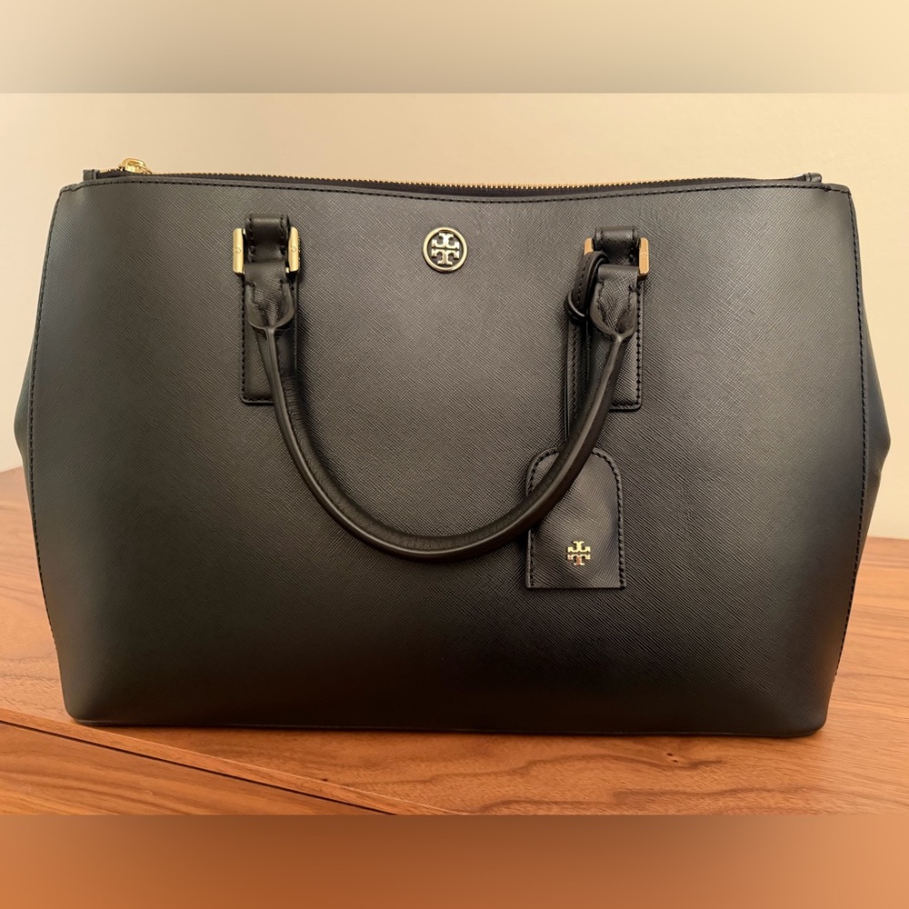 Tory Burch Black Saffiano Robinson Tote